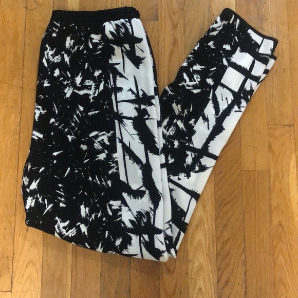 BCBG Sebastian Pants - Picture 3 of 5